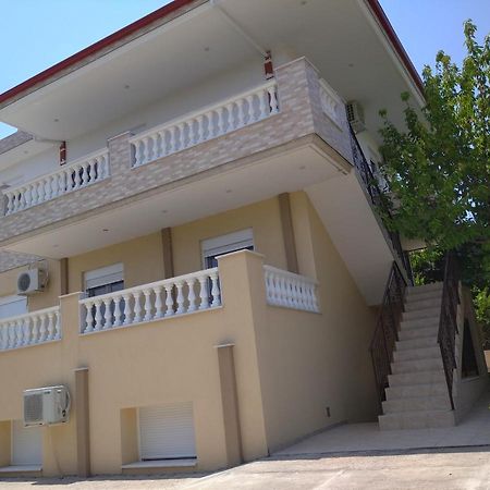 Apartments Vladimir Agios Nikolaos  Exteriör bild