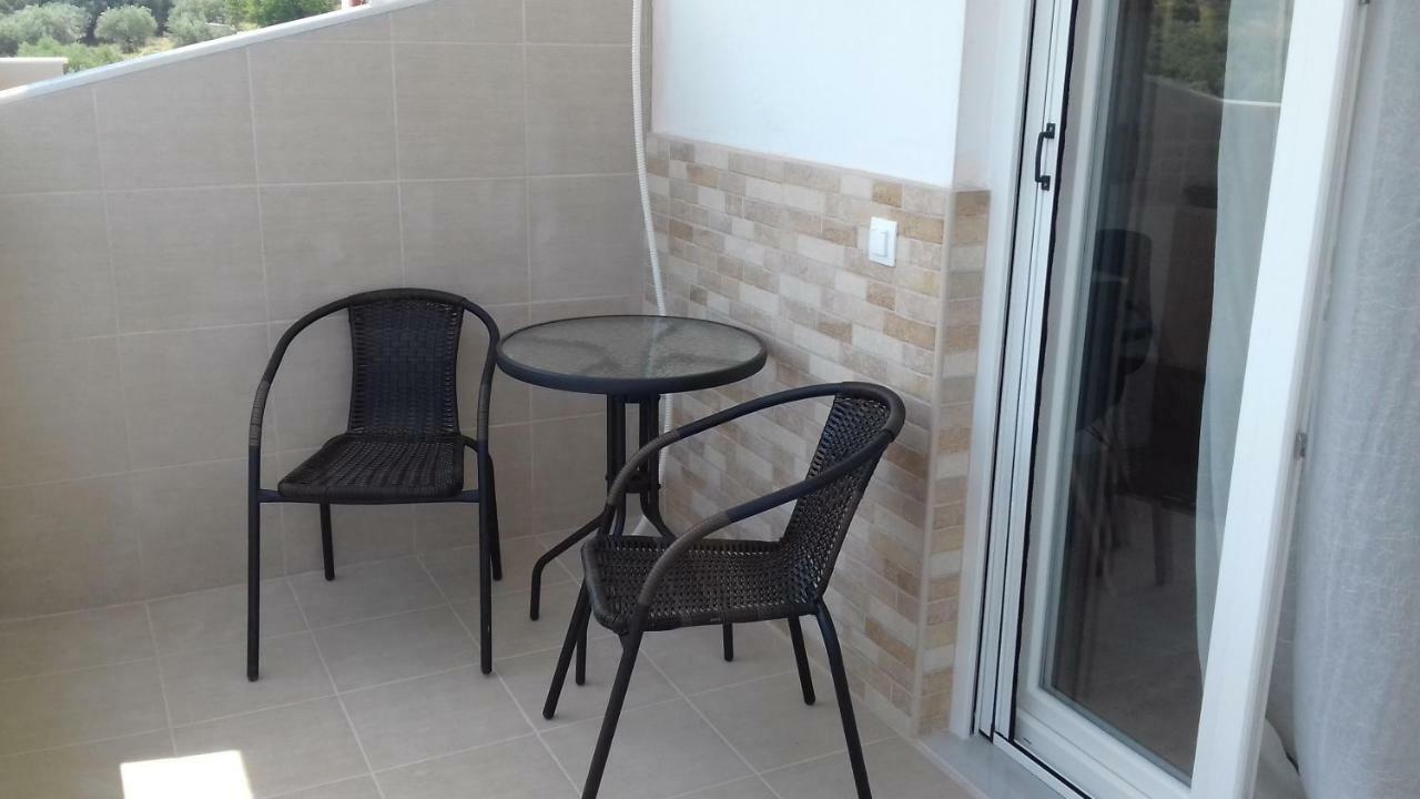 Apartments Vladimir Agios Nikolaos  Exteriör bild