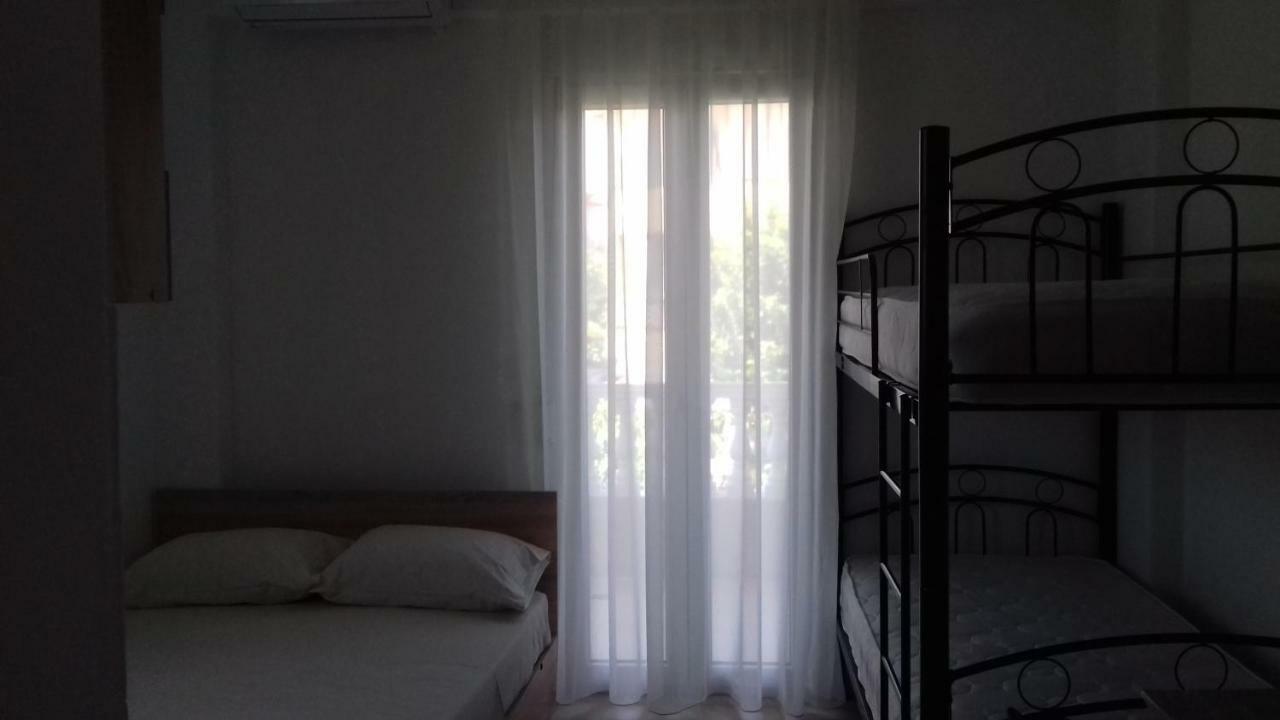Apartments Vladimir Agios Nikolaos  Exteriör bild